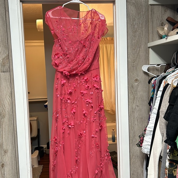 Theia petal embelished mid dress - Picture 3 of 4